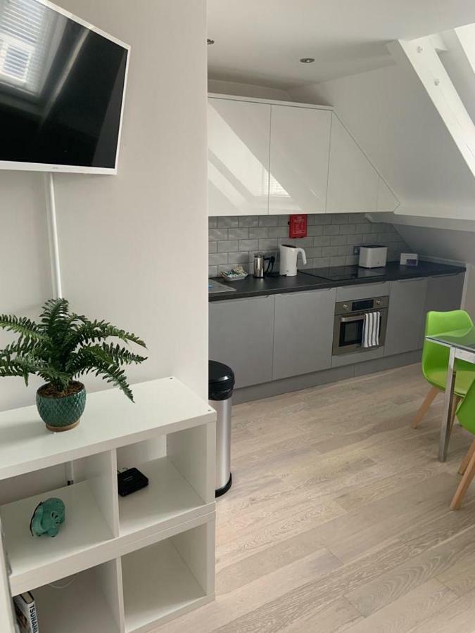 Apt 3, Opera House Ensuite 4Th Floor By Indigo Flats 런던 외부 사진